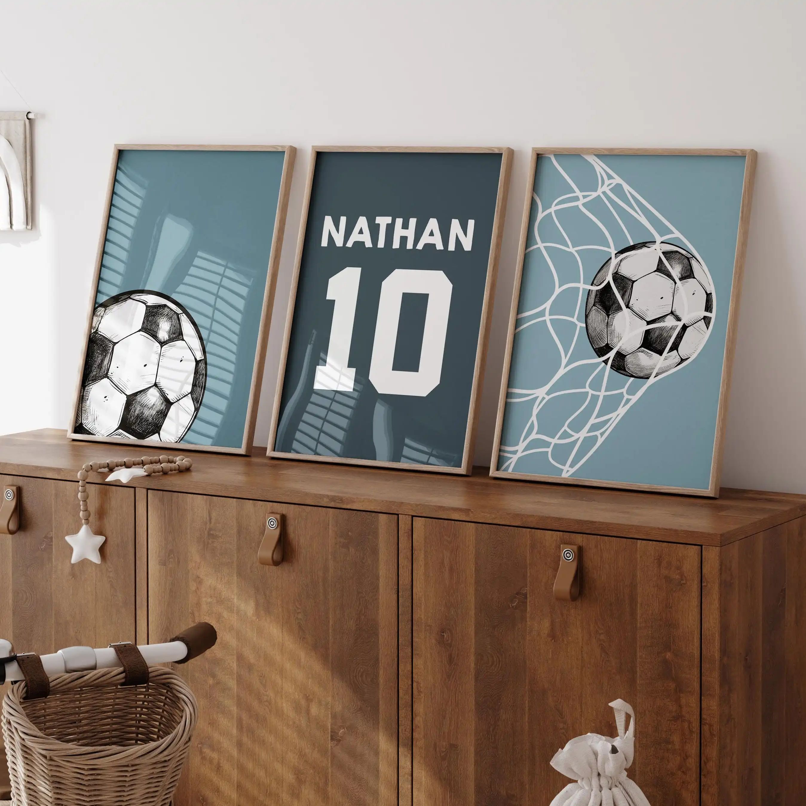 Custom Name and Number Soccer  - Personalized Name Box 评论和价格