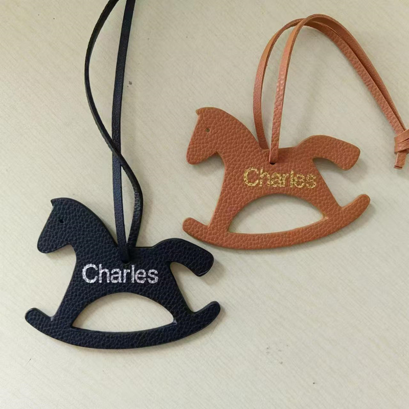 Custom Initial Fashion Horse B - Monogram Keychain Leather 评论和价格